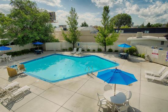 Motel 6 Reno - Virginia Plumb