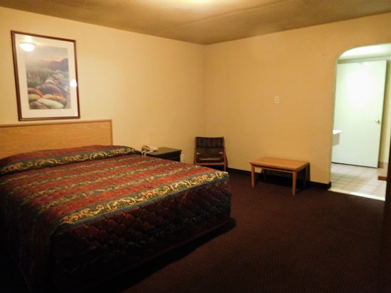 Travelodge by Wyndham Farmington Hwy 64