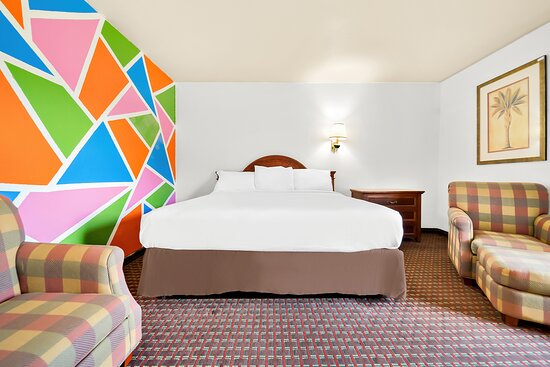Capitol Inn & Suites