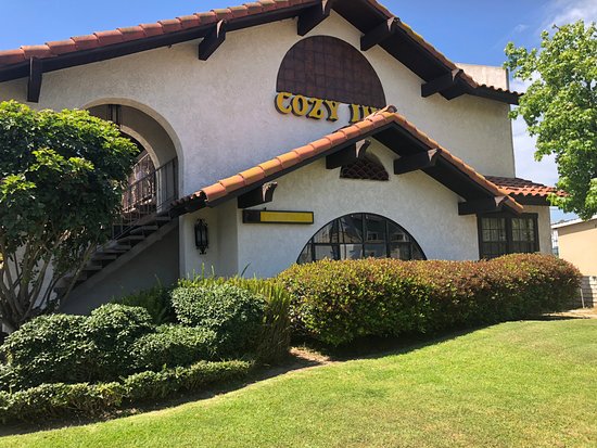 Cozy Inn Costa Mesa