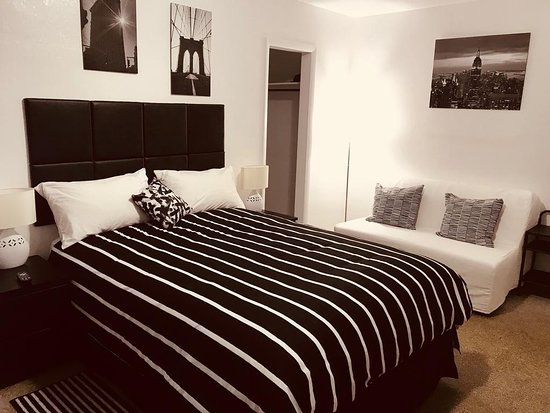 Green Seas Motel