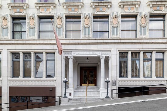 Arctic Club Hotel