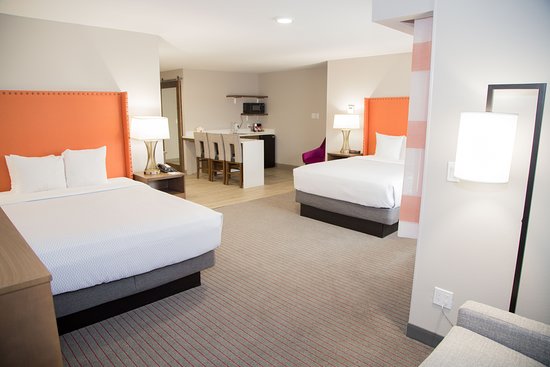 La Quinta Inn & Suites by Wyndham Seattle Federal Way