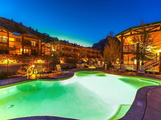 Hotel De Novo Springdale, Tapestry Collection by Hilton