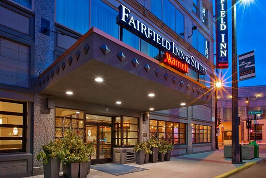 Fairfield by Marriott Inn & Suites Milwaukee Downtown