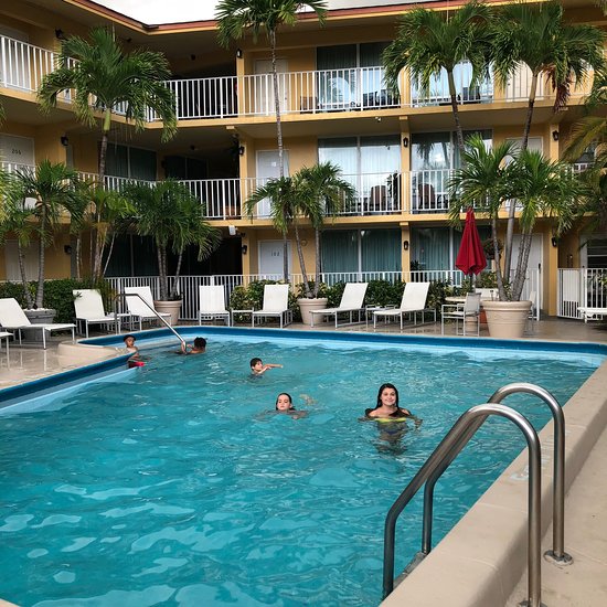 Ocean Mile Hotel