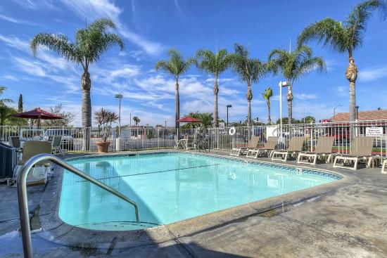Motel 6 Stanton
