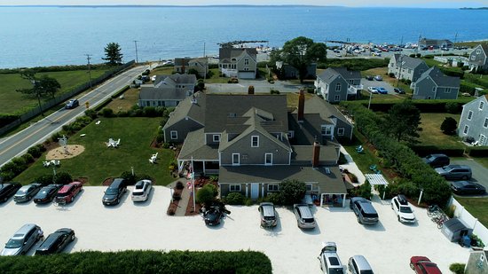 Beach Breeze Inn