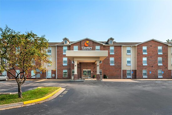 Comfort Inn & Suites St. Louis - Chesterfield