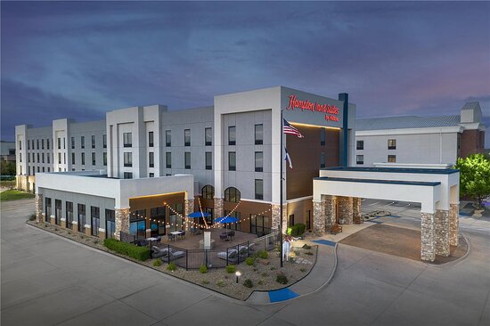 Hampton Inn & Suites Dallas DFW Airport