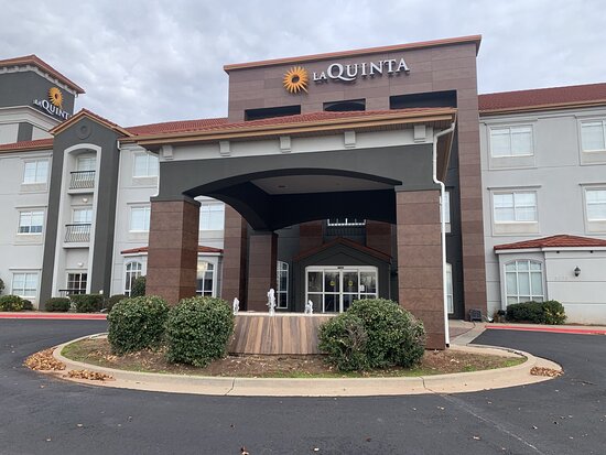 La Quinta Inn & Suites by Wyndham Okc North - Quail Springs