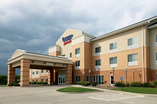 Fairfield by Marriott Inn & Suites Des Moines Airport