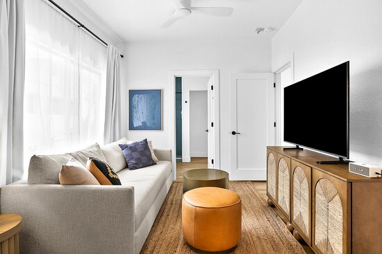 The Sea Spray Resort