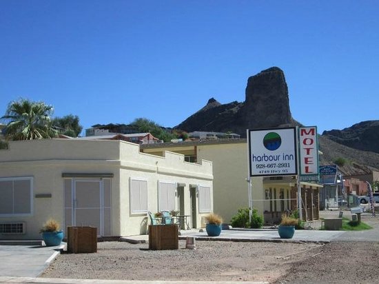 Harbour Inn
