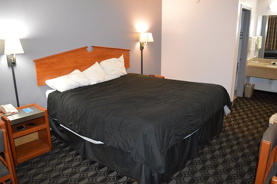 Studio 6 Suites Louisville KY Airport Expo Center