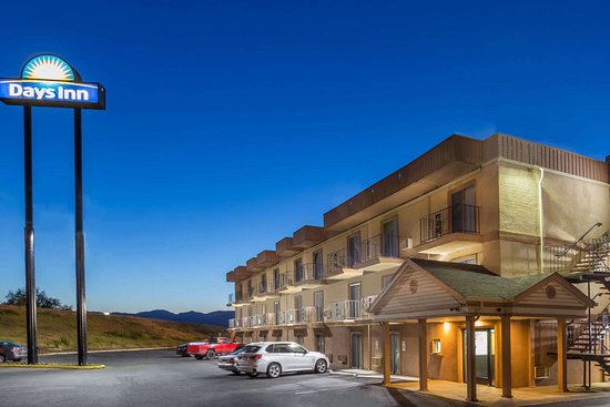 Days Inn By Wyndham Medford