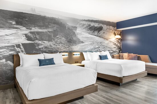 Cambria Hotel Niagara Falls