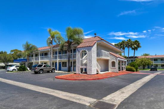 Motel 6 Los Angeles - Pomona