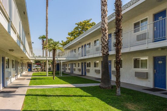 Motel 6 Bakersfield East