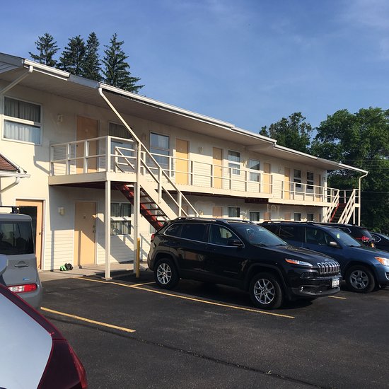 Embassy Inn Motel