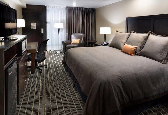 Aspen Select Hotel