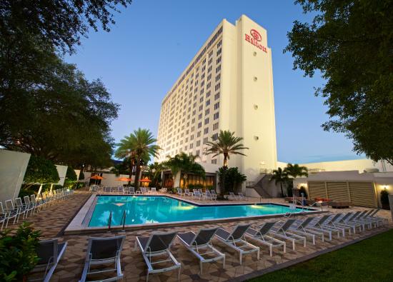 Hilton St. Petersburg Bayfront