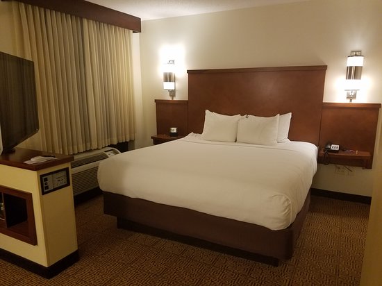 Hyatt Place Richmond Airport