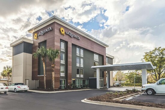 La Quinta Inn & Suites By Wyndham Myrtle Beach - N Kings Hwy