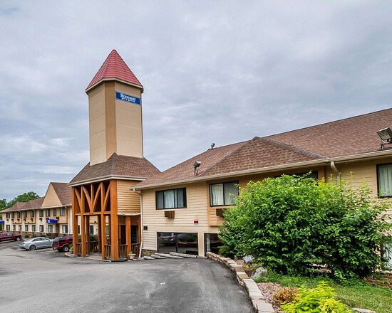 Rodeway Inn & Suites Madison-Northeast