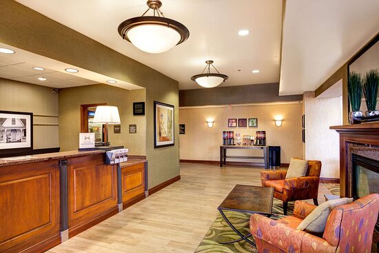 Hampton Inn & Suites Chicago Addison