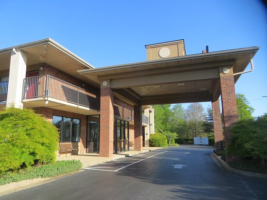 Days Inn by Wyndham Asheville Downtown North