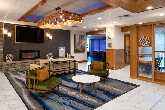 Fairfield by Marriott Inn & Suites Bakersfield Central