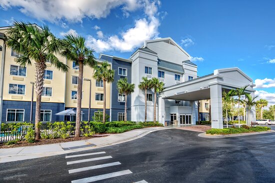Fairfield by Marriott Inn & Suites Naples