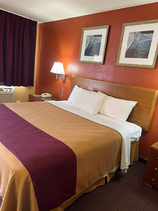 Executive Inn