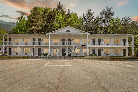 The Bay Inn Of Petoskey