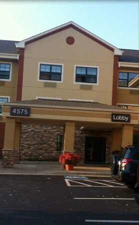 MainStay Suites Chicago Hillside