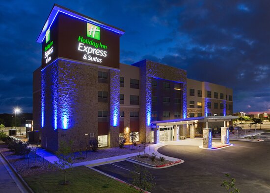 Holiday Inn Express & Suites - San Marcos South