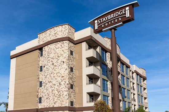 Staybridge Suites Las Vegas - Stadium District by IHG