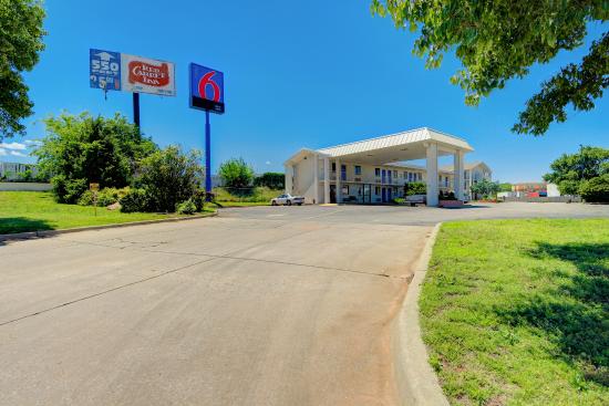 Motel 6 Oklahoma City, OK - Frontier City