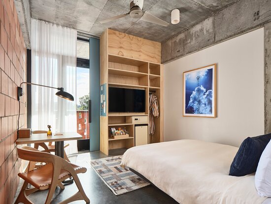 Carpenter Hotel