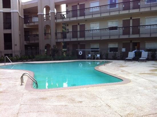 Comfort Suites Medical District Near Mall of Louisiana