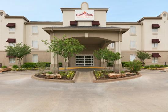 Hawthorn Suites by Wyndham College Station