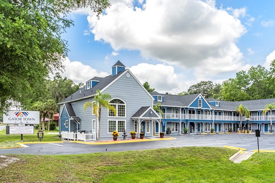 Gator Town Inn