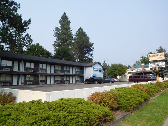 Japan House Suites