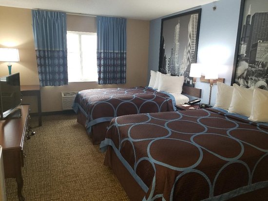 Super 8 by Wyndham Chicago O'Hare Airport