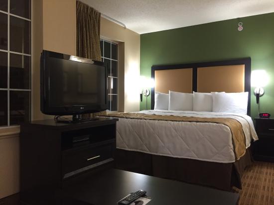 Extended Stay America - Milwaukee - Brookfield