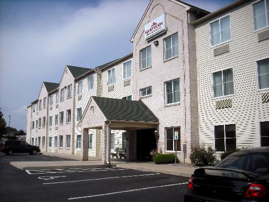 Lancaster Suites