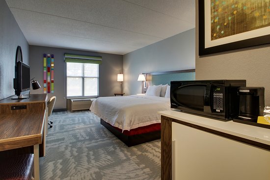 Hampton Inn & Suites Chicago/Aurora