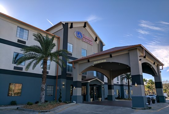 Comfort Suites Oil Center