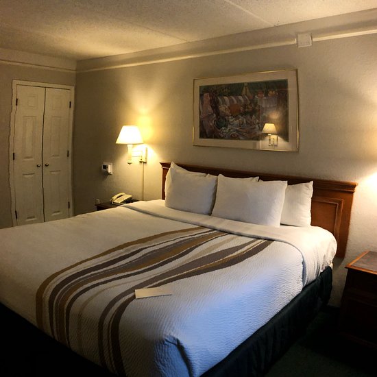 Days Inn by Wyndham San Diego Vista